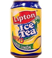 Trinken Sie Tee mit Zitrone erfrischende Lipton Ice Tea
